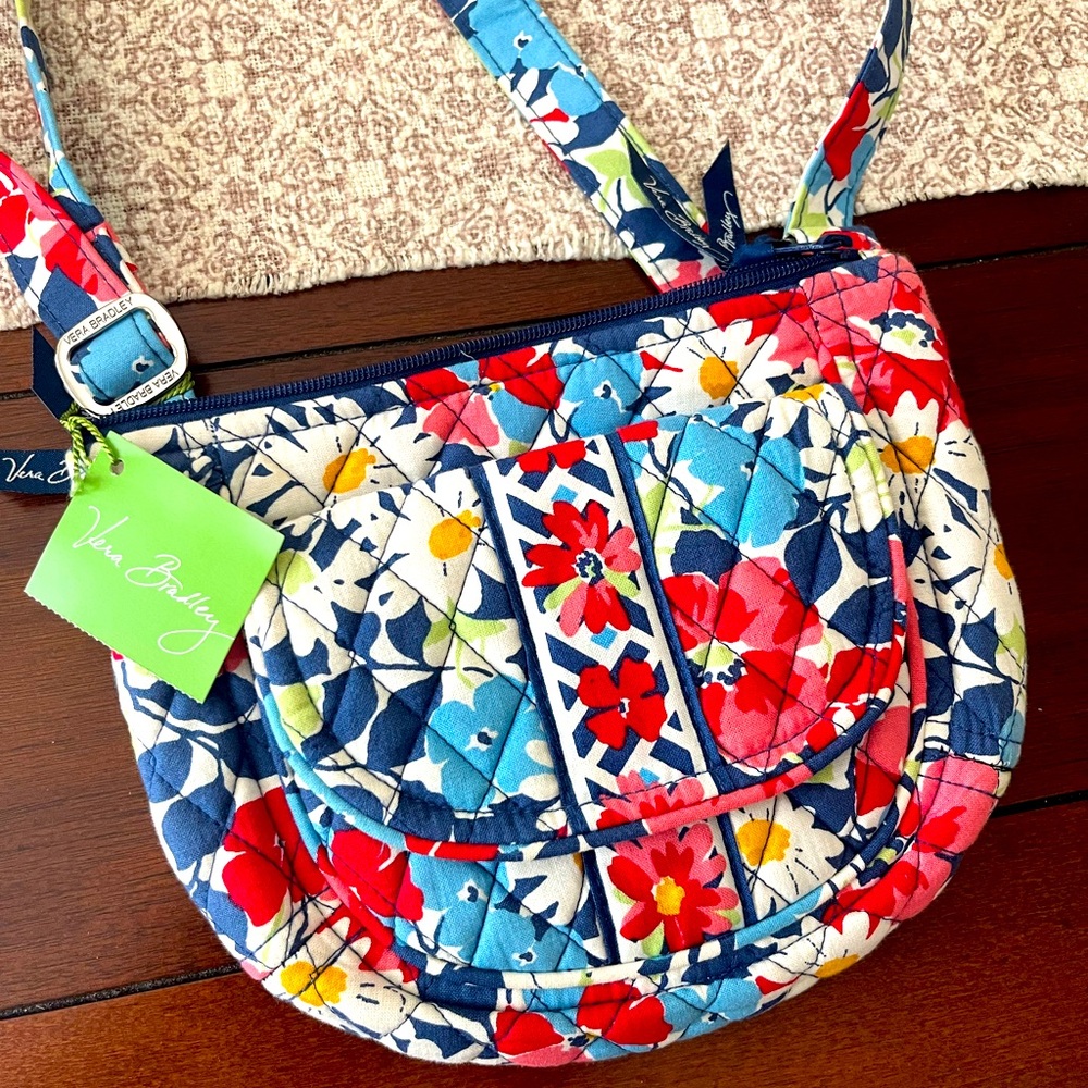 NEW WITH TAGS VERA BRADLEY CROSSOVER BAG